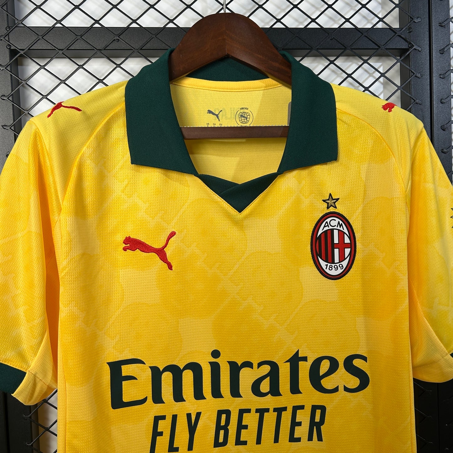 25/26 AC Milan third away