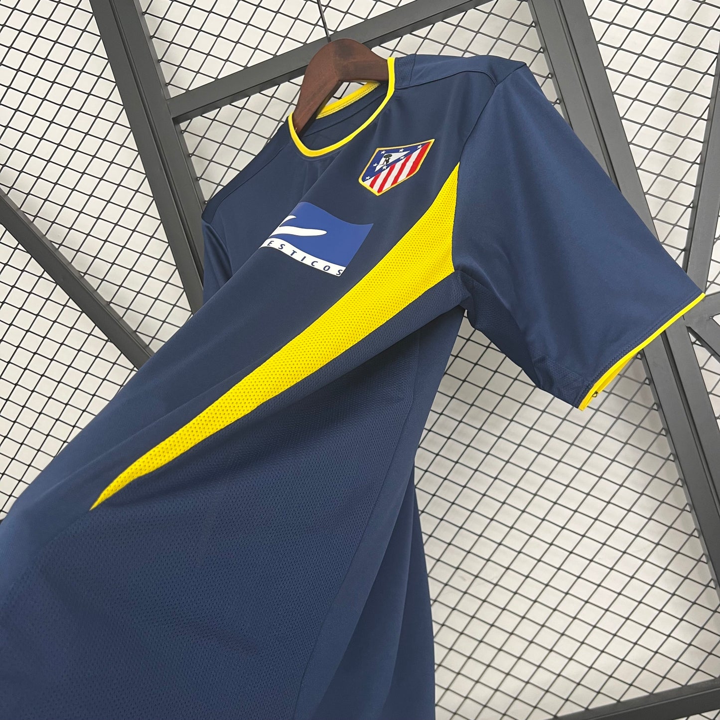 Retro Atletico Madrid 02/03 Away