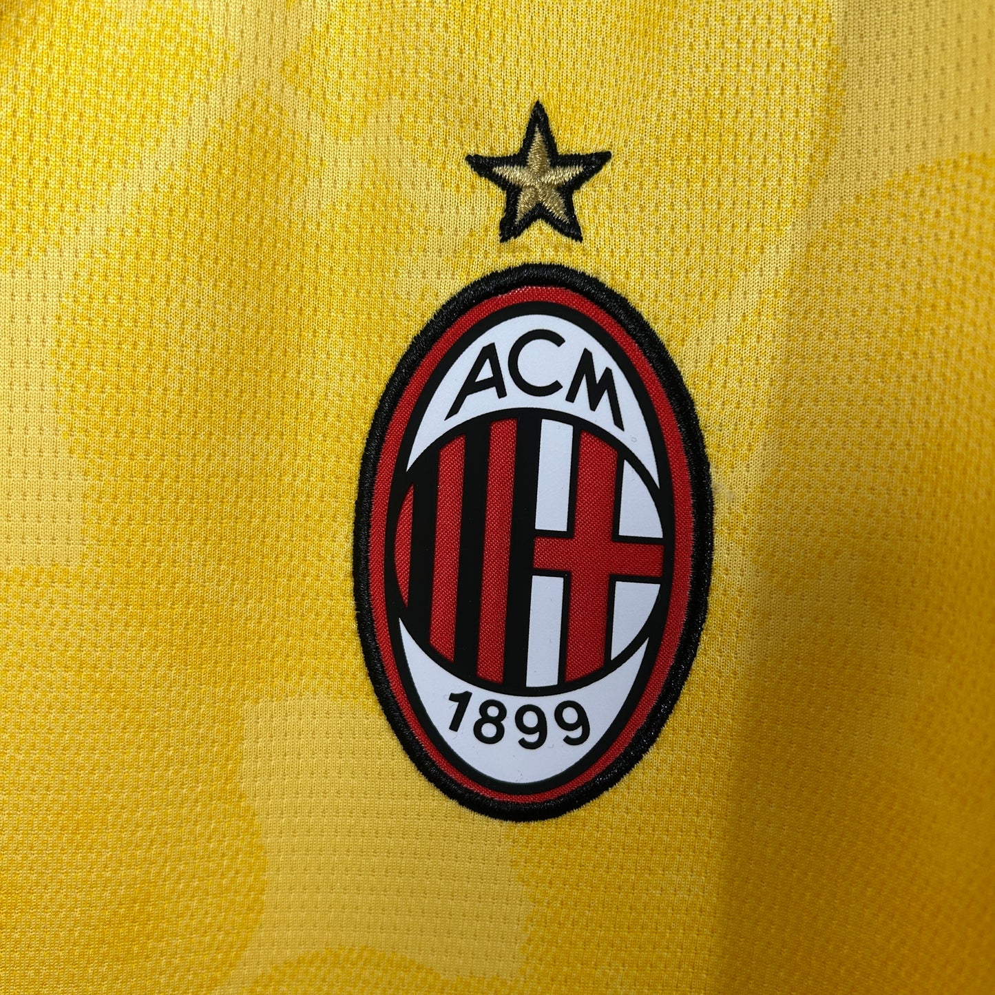 25/26 AC Milan third away