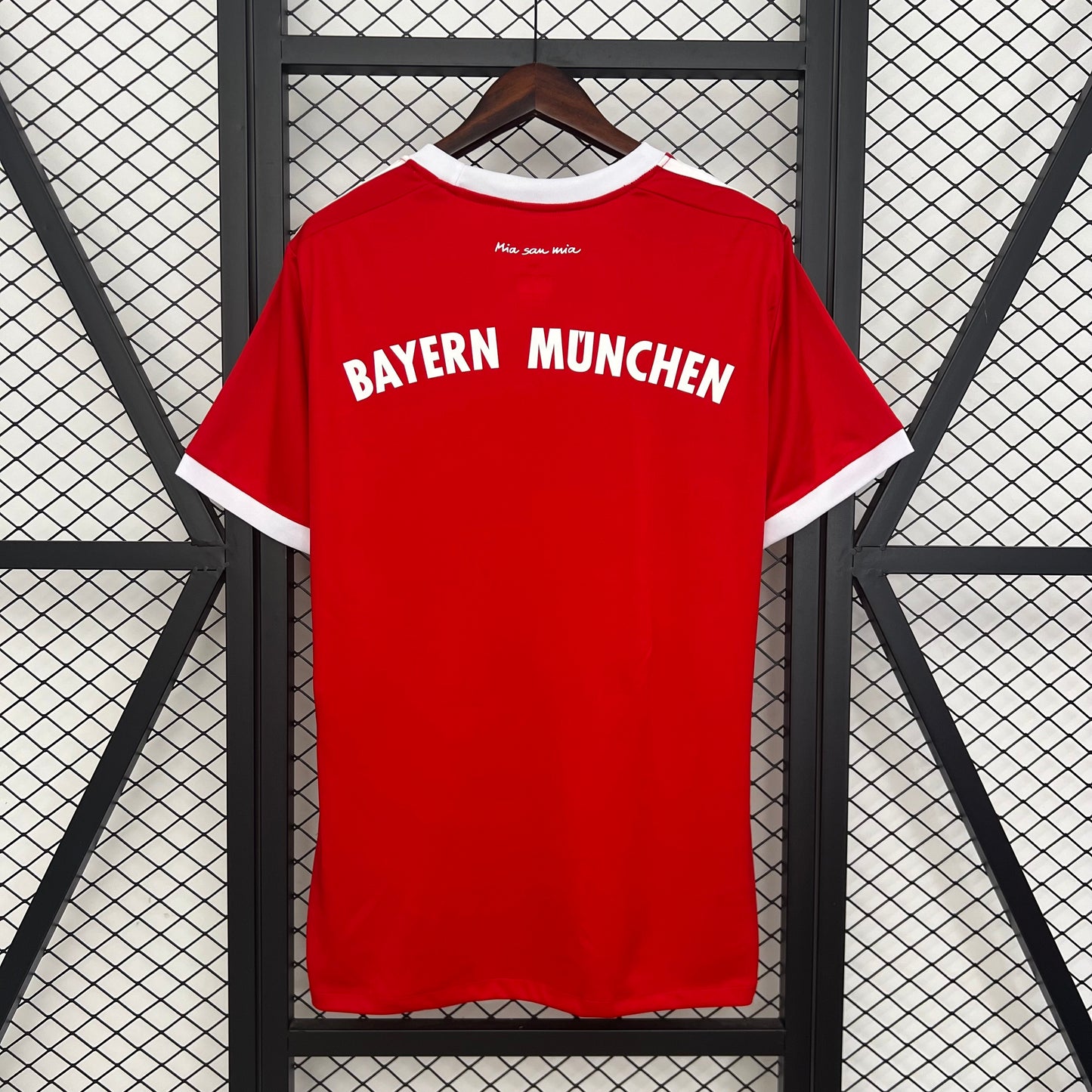 Retro Bayern Munich 17/18 Home