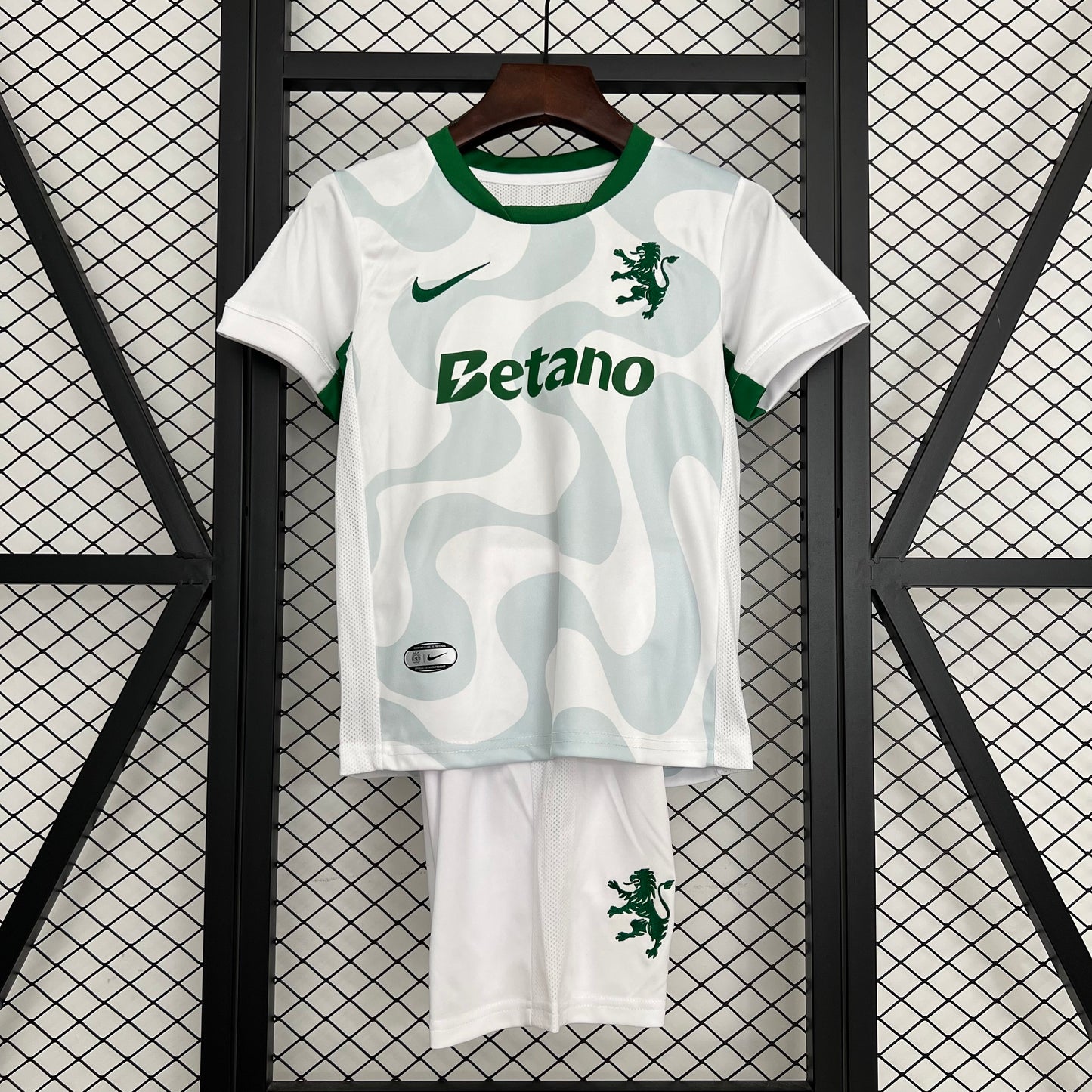 25/26 Kids Sporting Lisbon Third Away