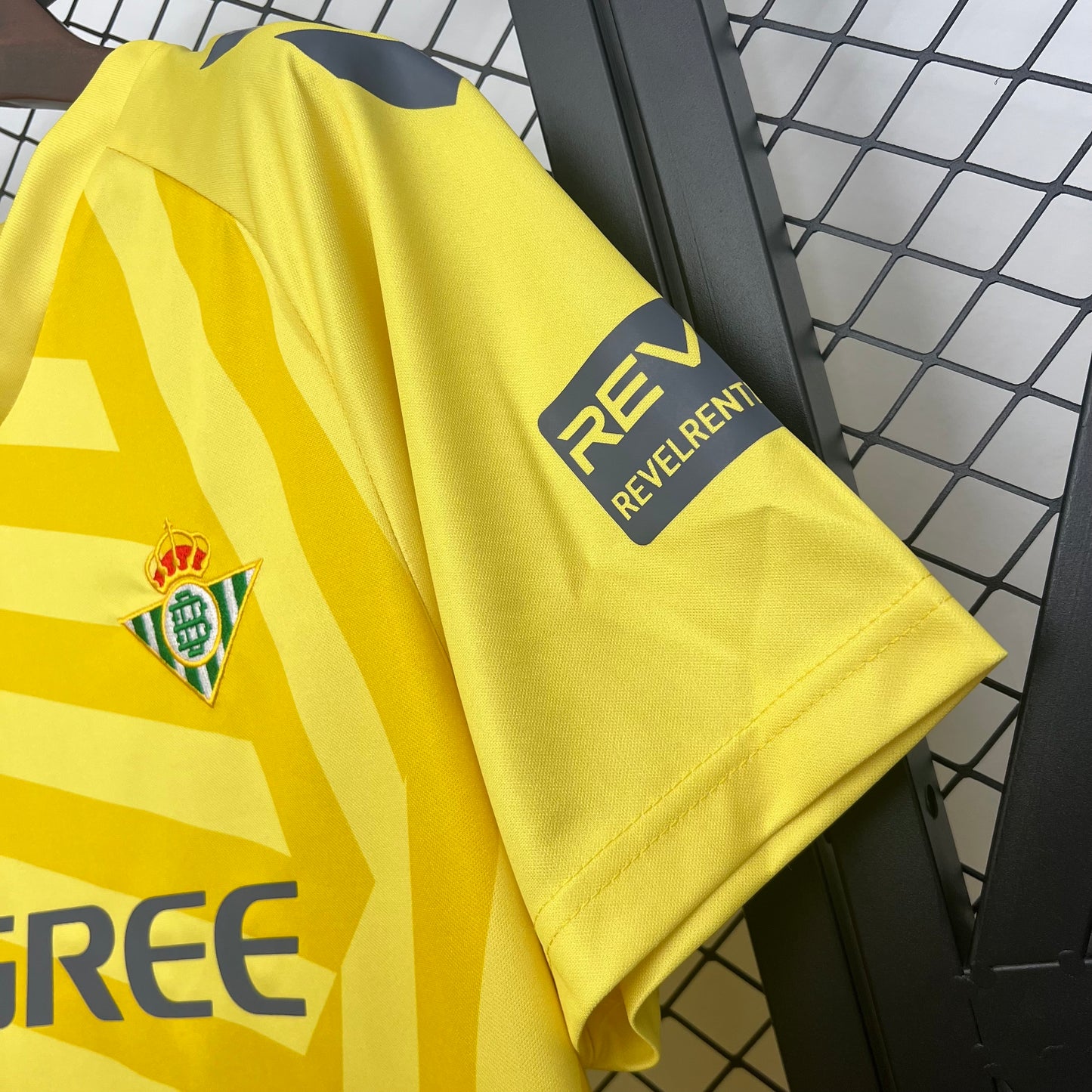 25/26 Real Betis Goalkeeper Yellow