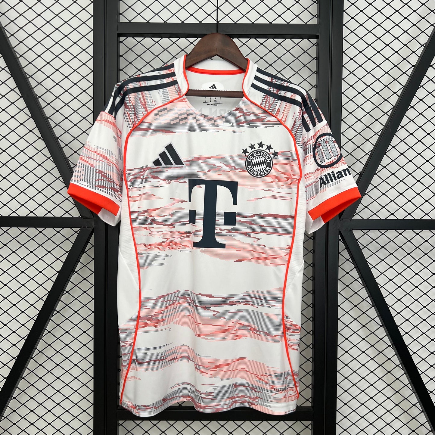 25/26 Bayern Munich Third Away
