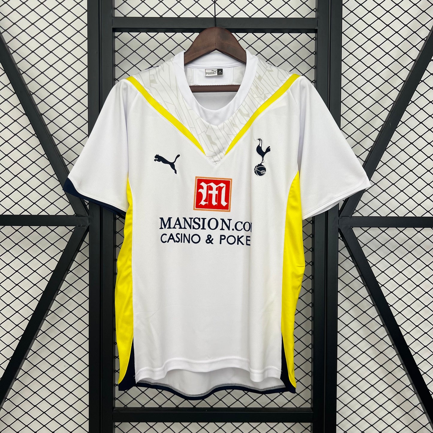 Retro Tottenham 09/10 Home