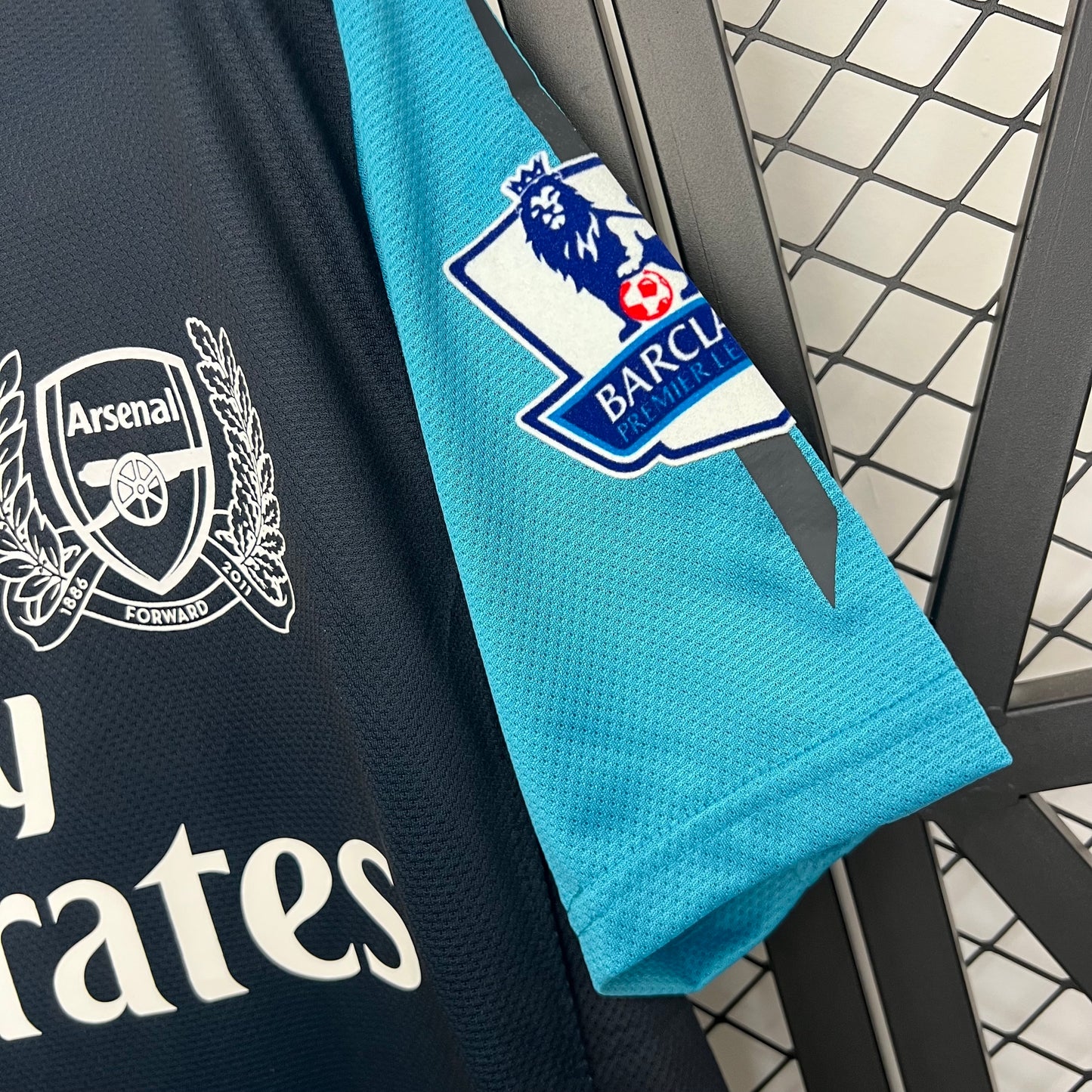 Retro Arsenal 11/12 Away