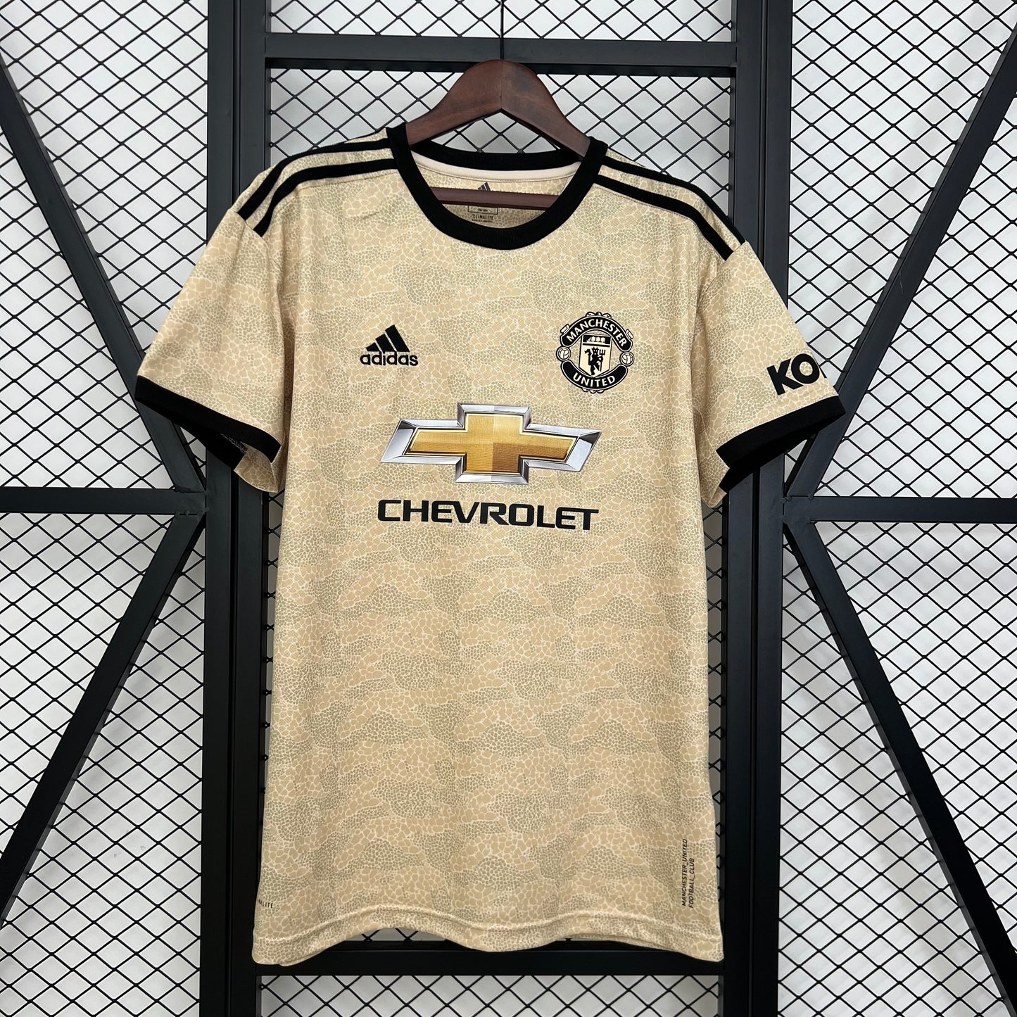 Retro M-U 19/20 Away