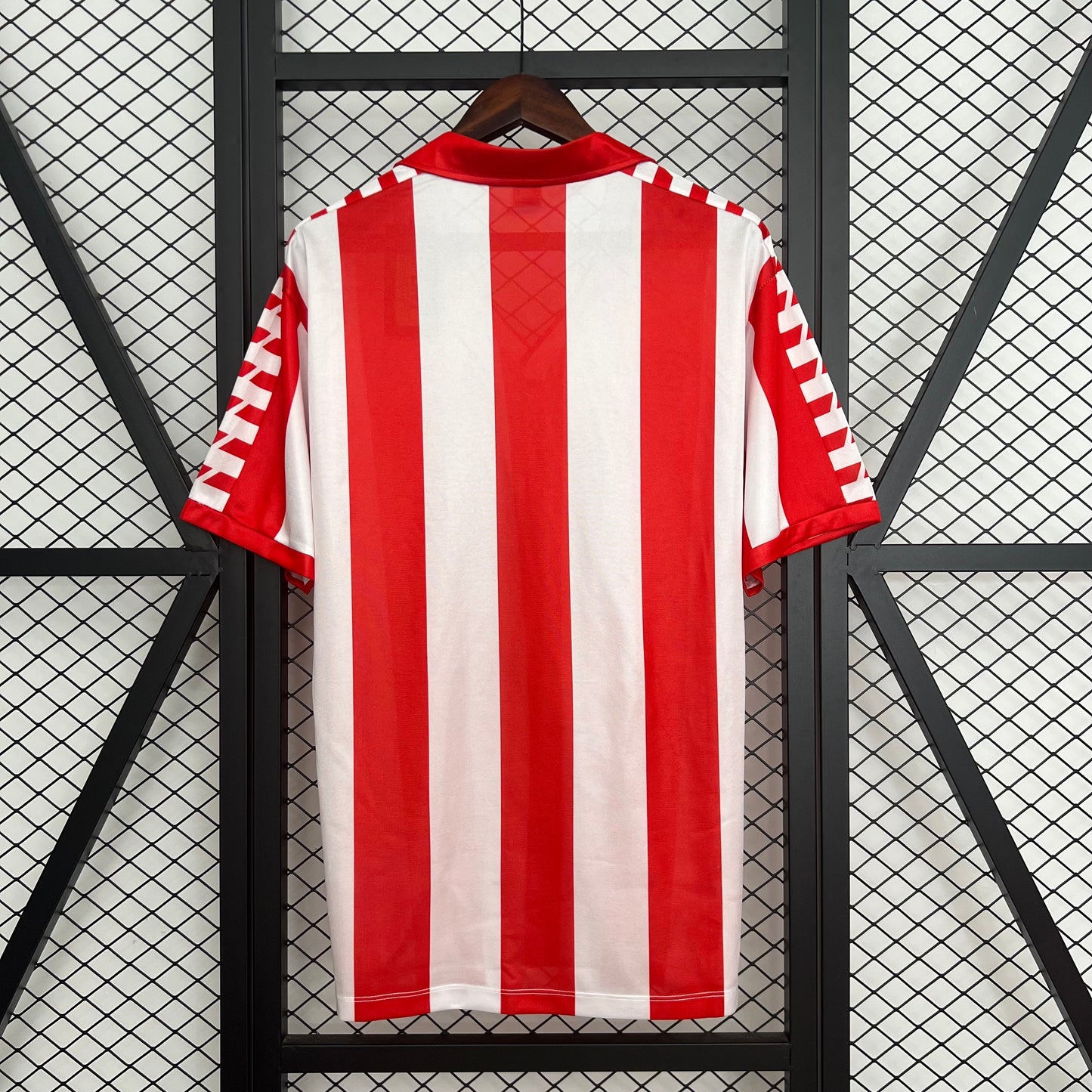 Retro Atletico Madrid 82/83 Home