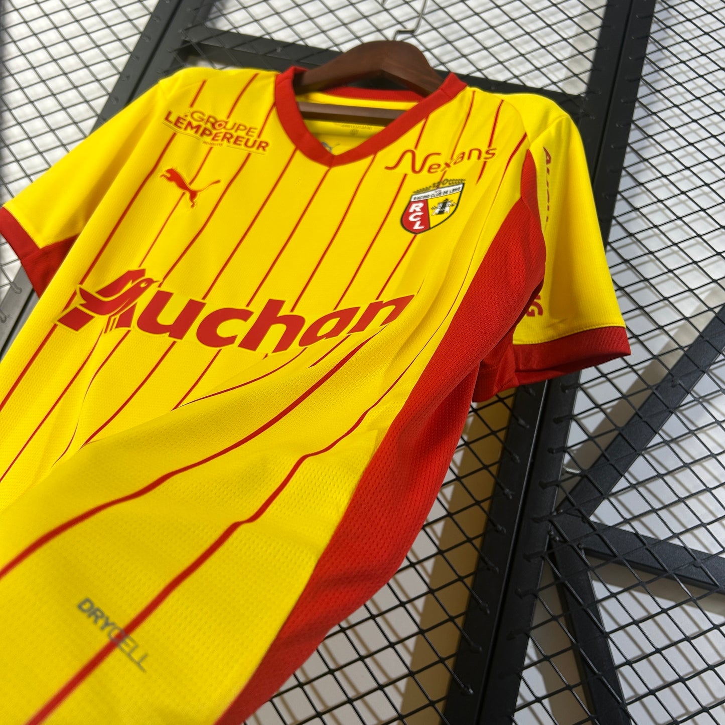 25/26 Lens Home