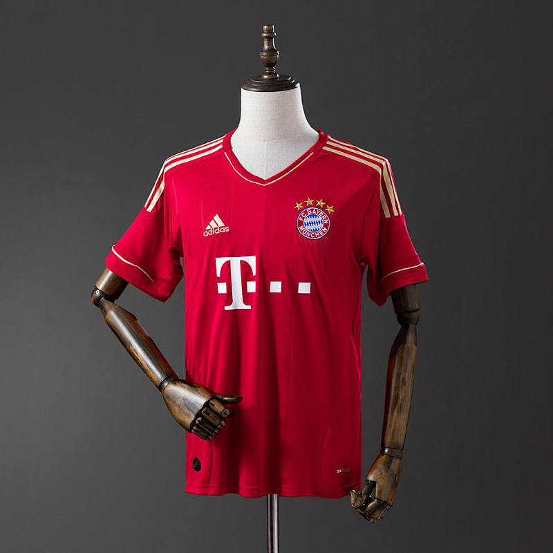 Bayern Munich 12/13 Home Retro Jersey S-XXL (front)