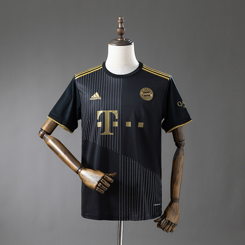 Bayern Munich 21/22 Away Retro Jersey S-XXL (front)