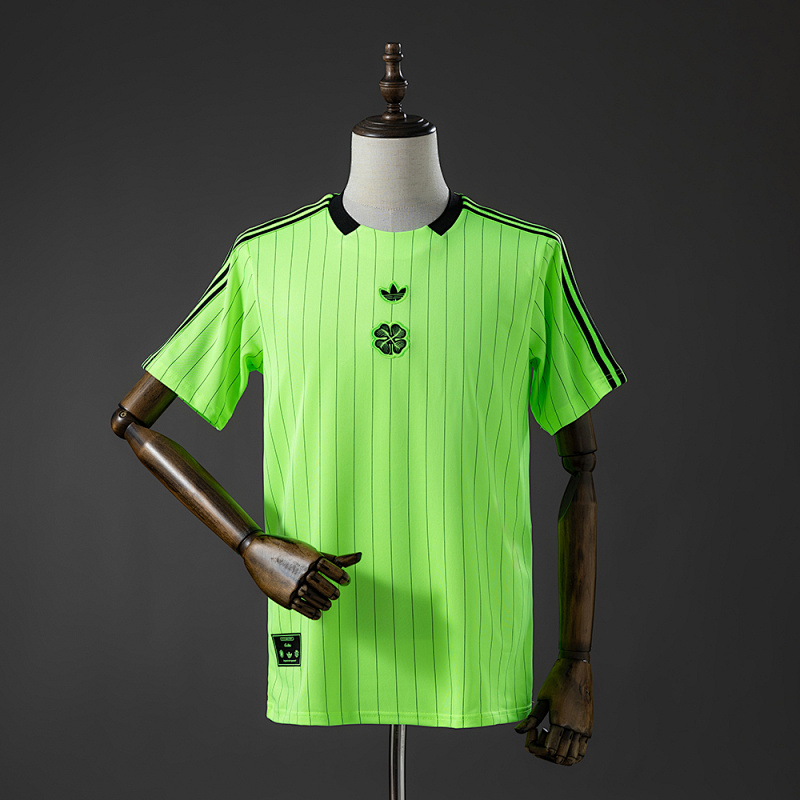 Celtic Terrace Icons T-Shirt Green S-XXL (front)