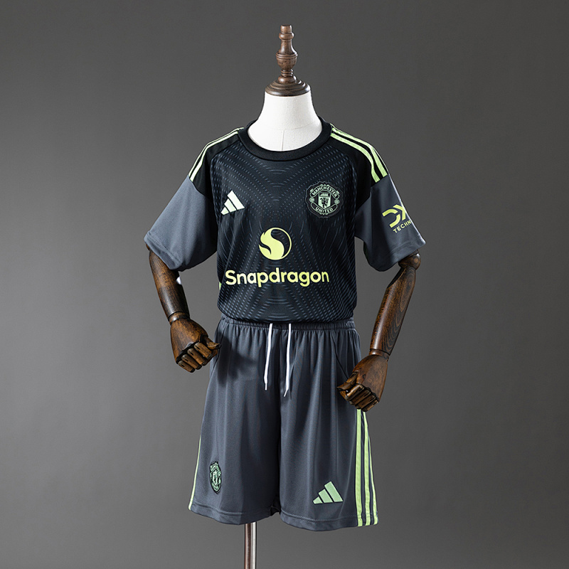 M-U 25/26 Kids Size: 16-28 (front)
