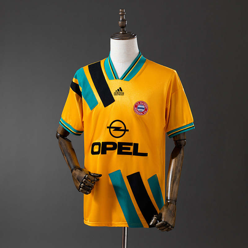 Retro Bayern Munich 93/95 Away S-XXL (front)
