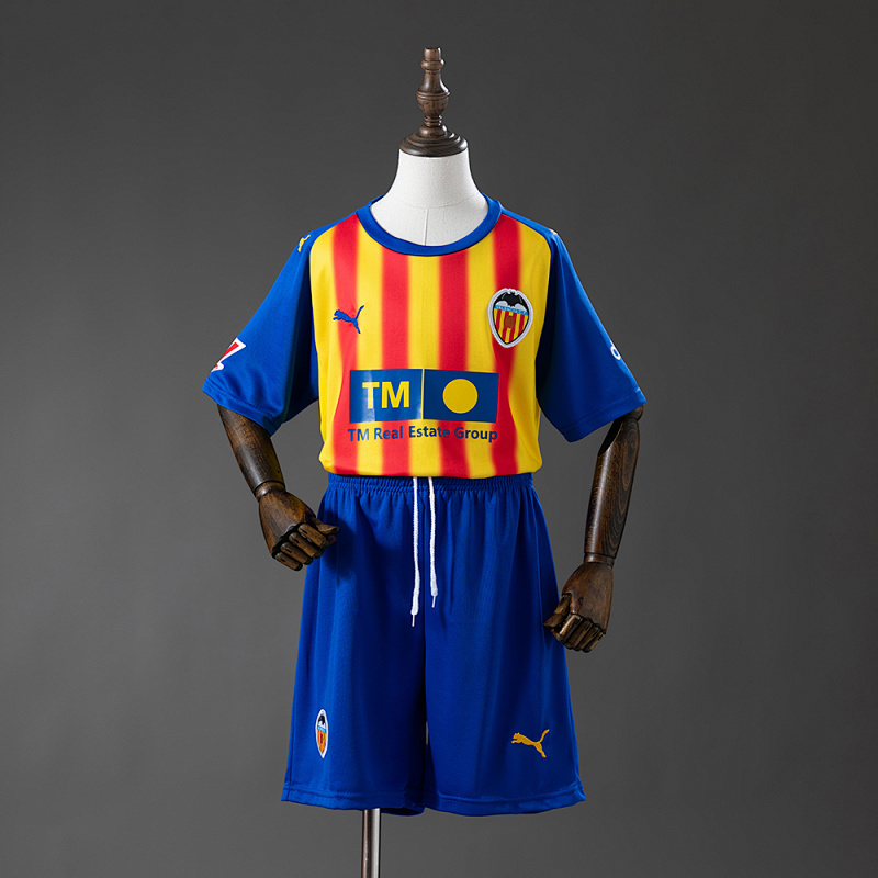 Valencia 25/26 Third Away Kids Jersey SIZE:16-28 (front)