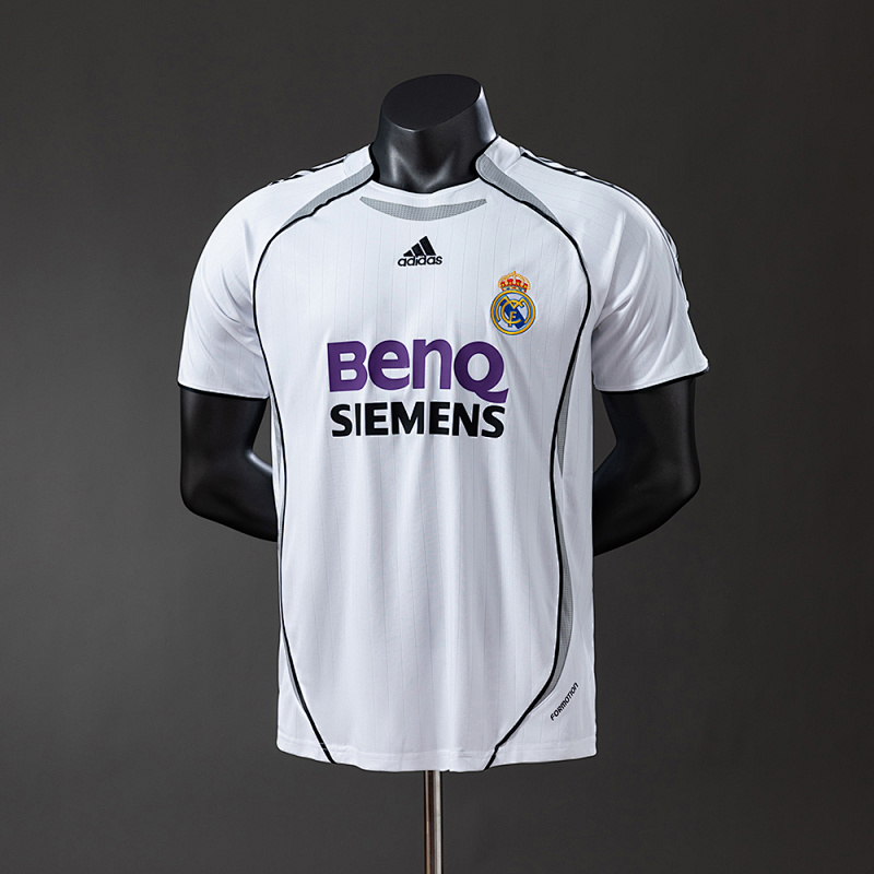 Real Madrid 06/07 Player Version Retro Home Jersey S-3XL (front)