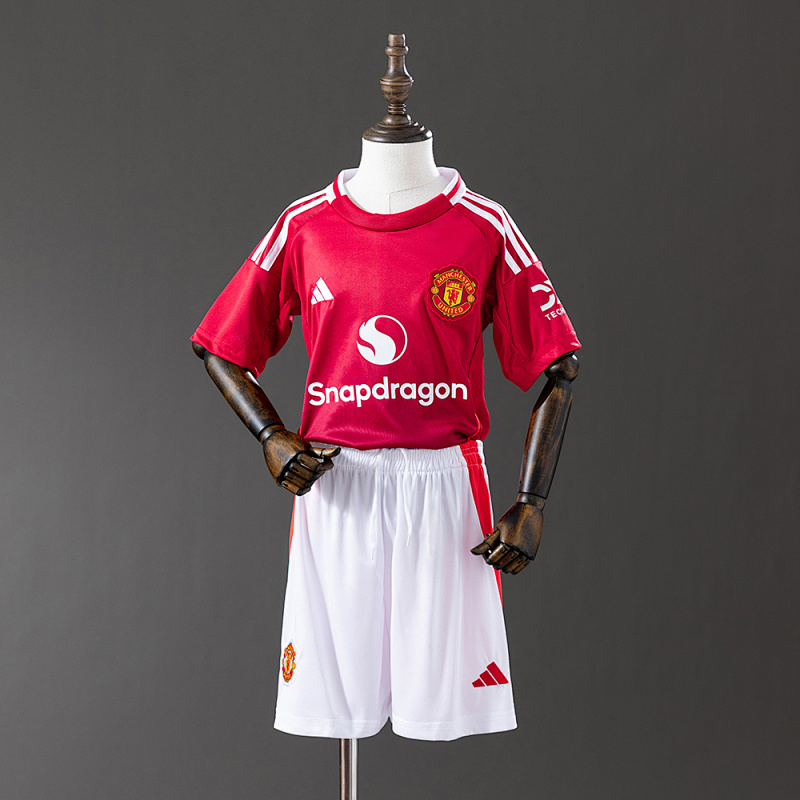 M-U 25/26 Home kids kit Jersey SZIE 16-28 (front)