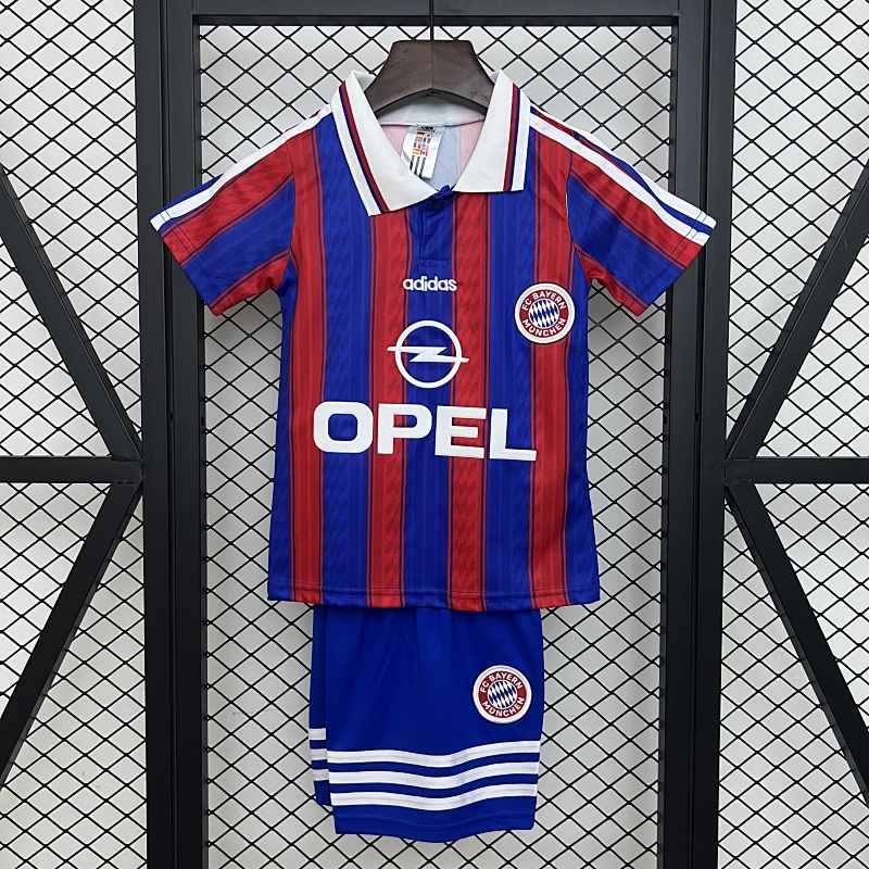 kids Bayern Munich 95/97 Home size: 16-28 (front)