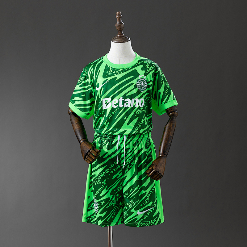25/26 Sporting Lisbon Goalkeeper Green Size: 16-28 (front)