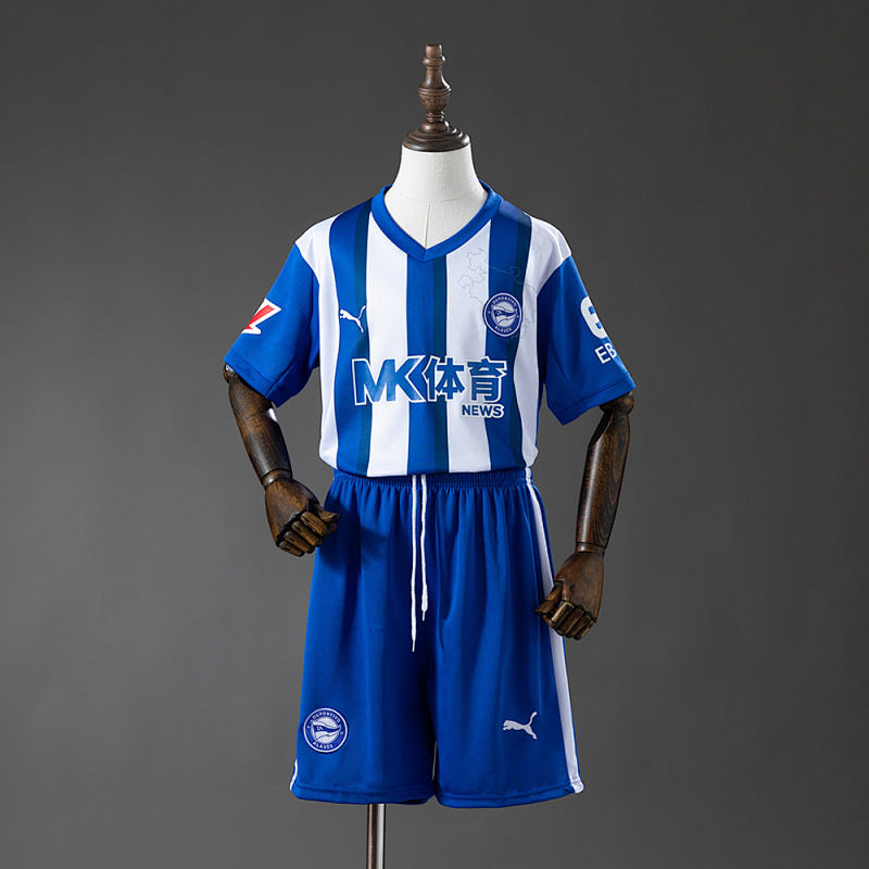 Deportivo Alavés 25/26 Home Kids Jersey SIZE:16-28 (front)