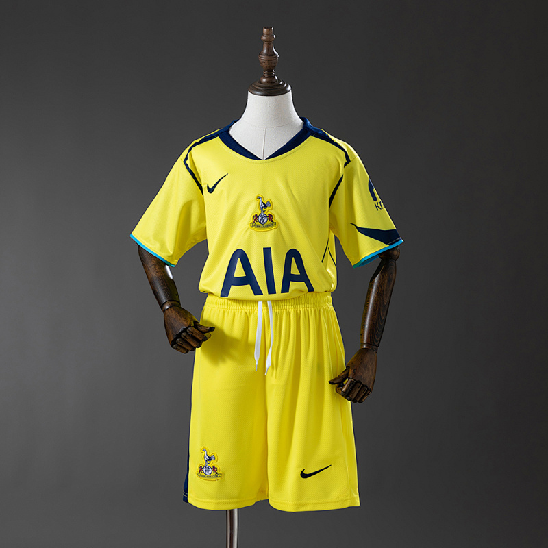 Tottenham Hotspur 25/26 Third Away Kids Kit Jersey SIZE 16-28 (front)