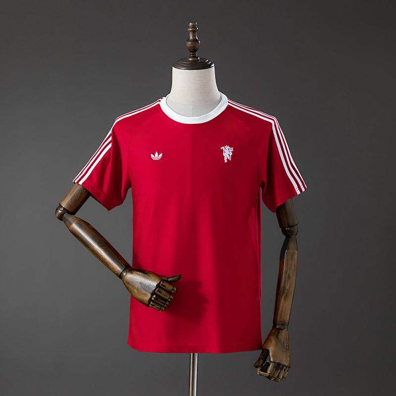 M-U Terrace Icons T-Shirt Red S-XXL (front)