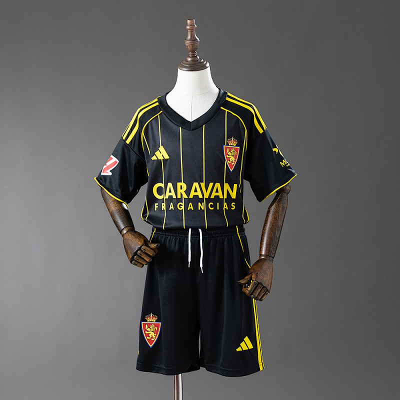 Zaragoza 25/26 Away Kids Kit Jersey SIZE 16-28 (front)