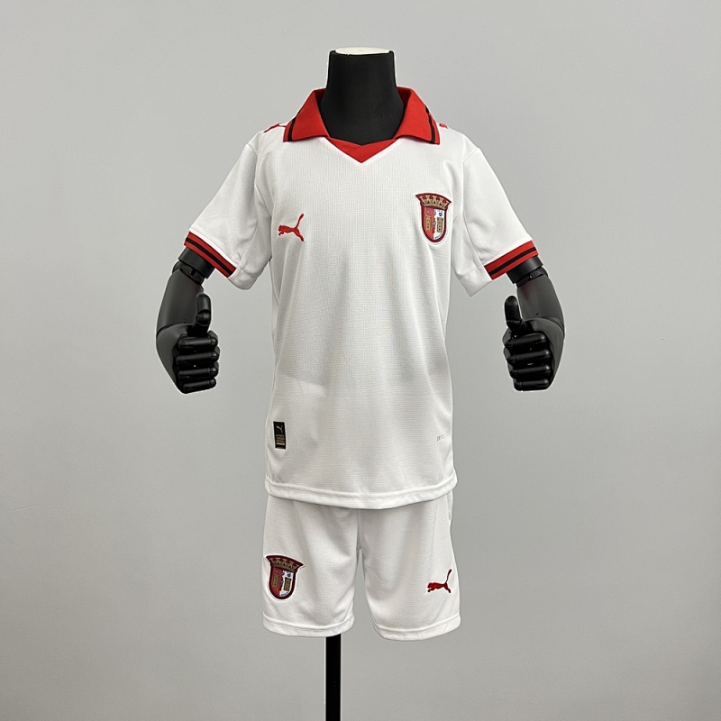 25/26 Braga away Size: 16-28 (front)