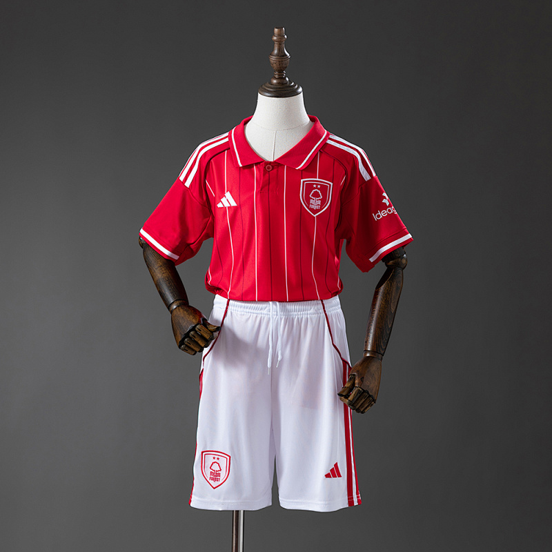 Nottingham Forest 25/26 Home Kids Jersey Size: 16-28 (front)