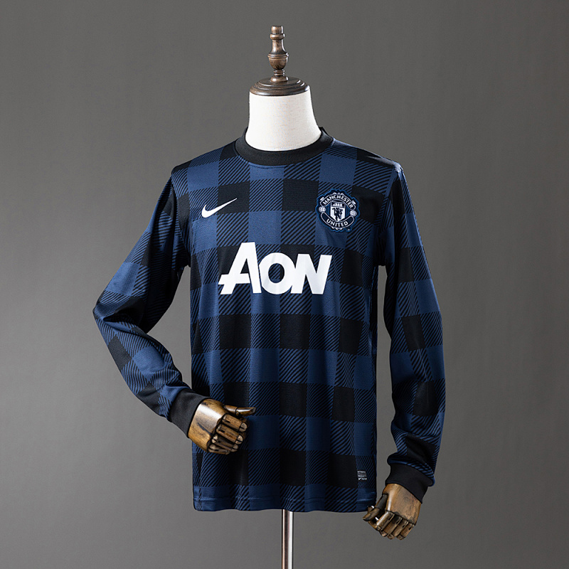 Retro Long Sleeve M-U 13/14 Black S-XXL (front)