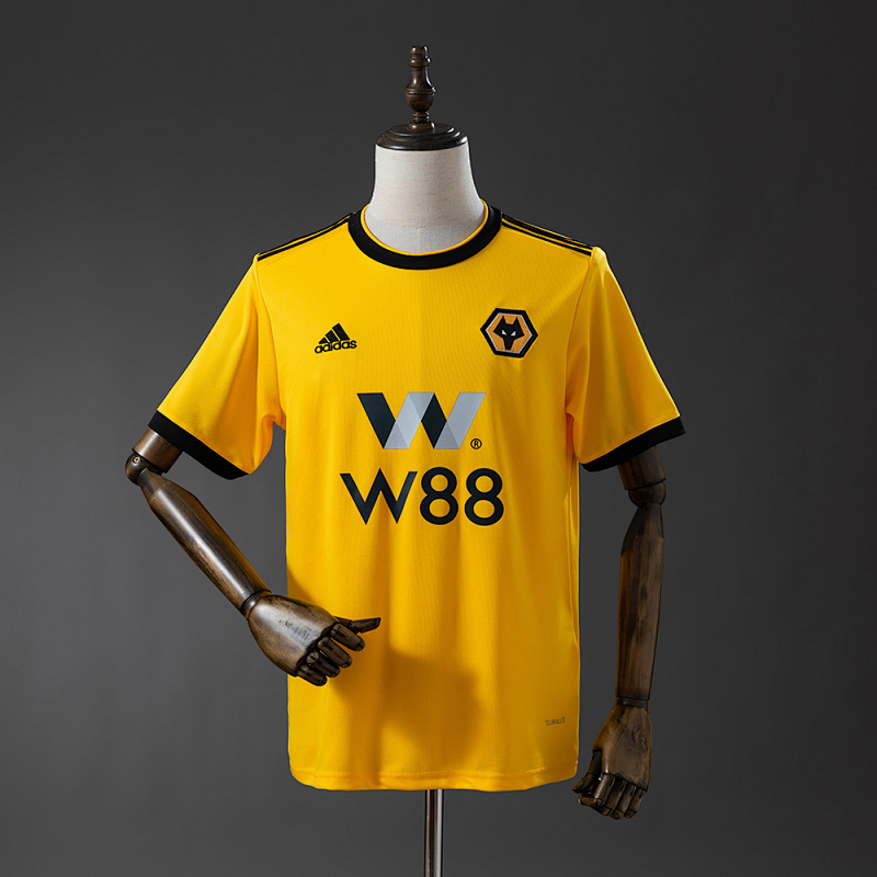Wolves 18/19 Home Retro Jersey S-XXL (front)