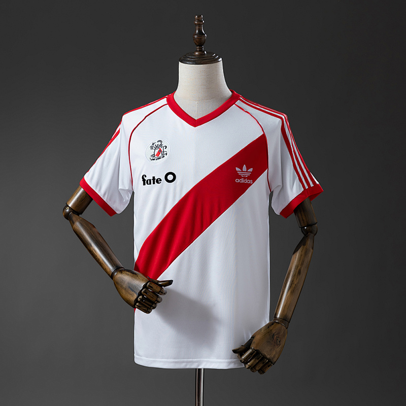 Retro 1986 River Plate home S-XXL (front)