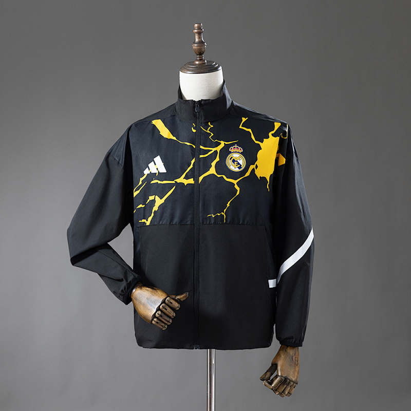 Real Madrid 25/26 Avengers - Pre-Match (Black) Windbreaker S-3XL (front)