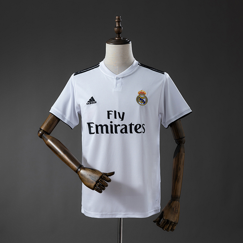 Real Madrid 18/19 Home Retro Jersey S-XXL (front)