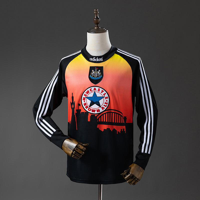 Newcastle United 96/97 Goalkeeper Long Sleeve Retro Jersey S-XXL (front)